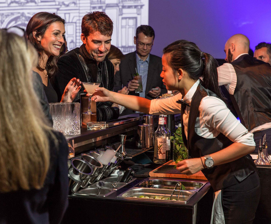 Mobile cocktail bar at a customer event in Paris